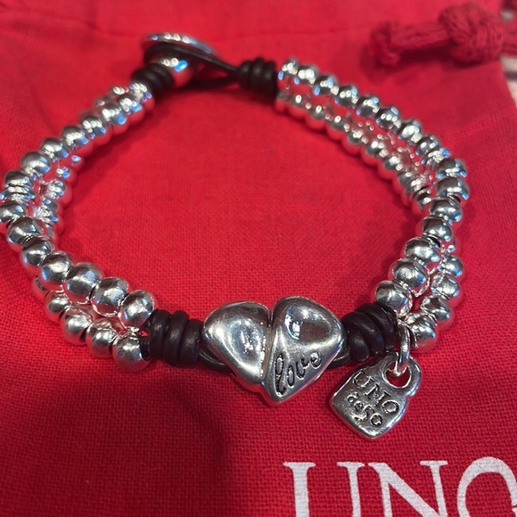 UNO de 50 Jewelry - NWOT UNO de 50 Cupid love bracelet